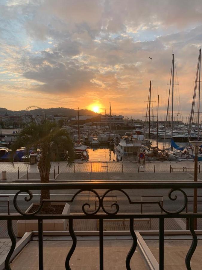 Cannes Old Port, Seafront & Seaview, Yacht Show Port Exterior foto